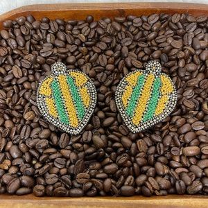 NWOT Large Seed Bead on Felt Post Earrings
